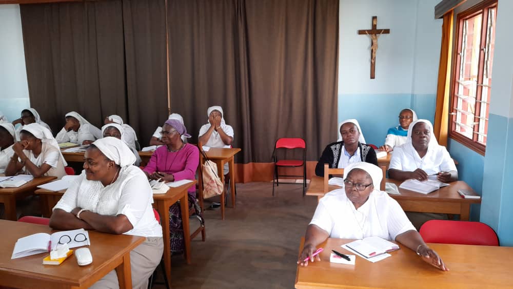 La Vie Fraternelle En Communauté. - Filles De Sainte-Marie De La ...